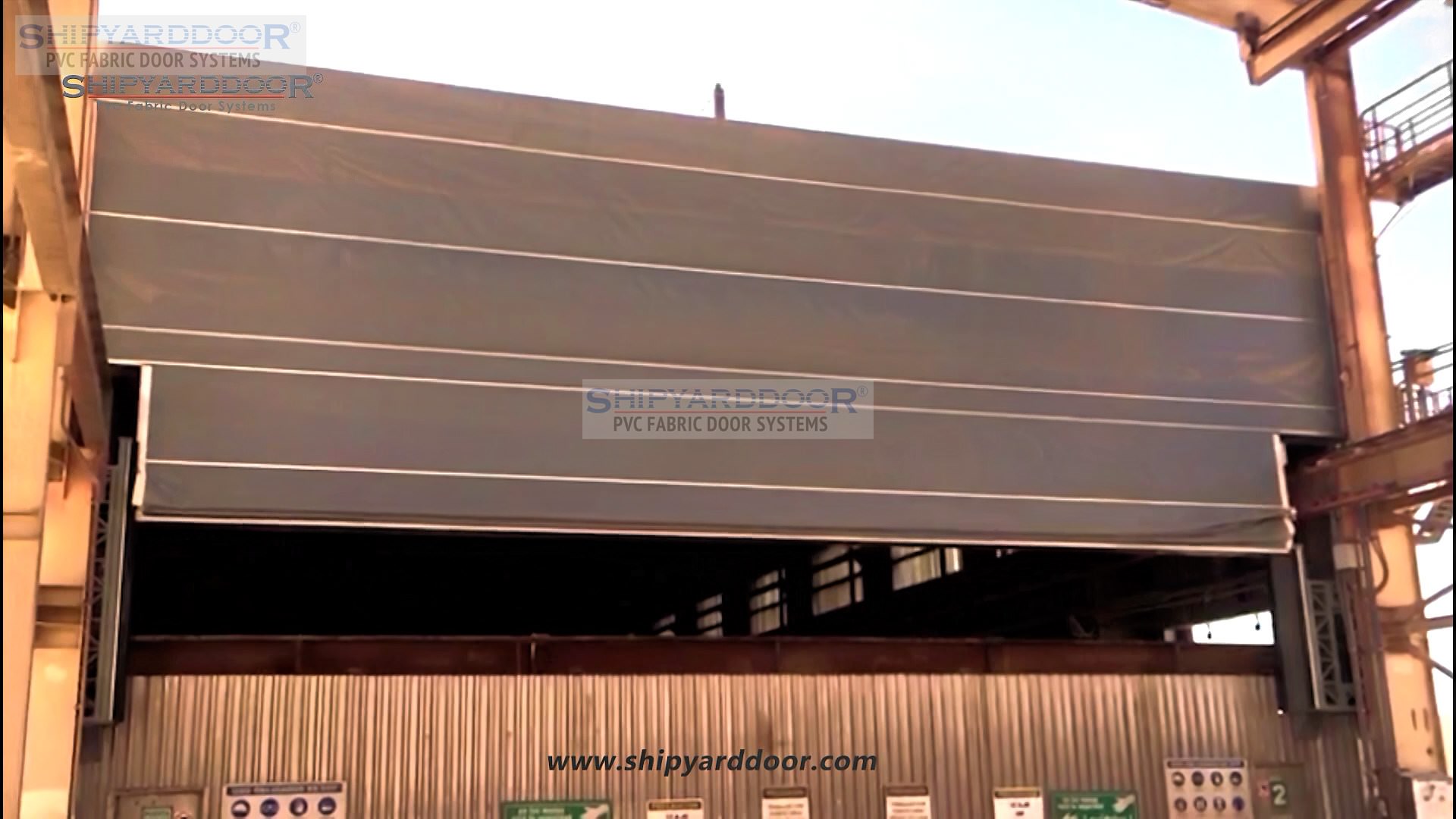 crane door sh en shipyarddoor